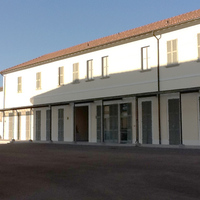 Palazzo tinteggiato esternamente